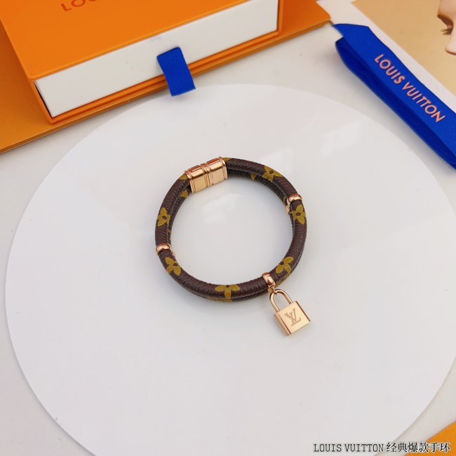 Jewelry Louis Vuitton 244