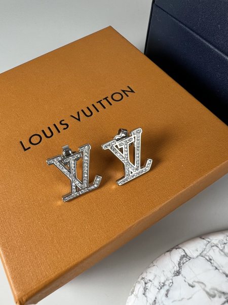 Jewelry Louis Vuitton 253