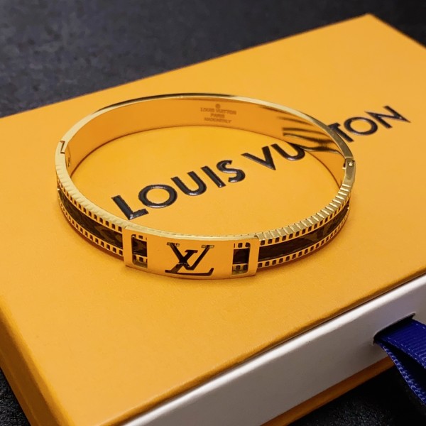 Jewelry Louis Vuitton 259