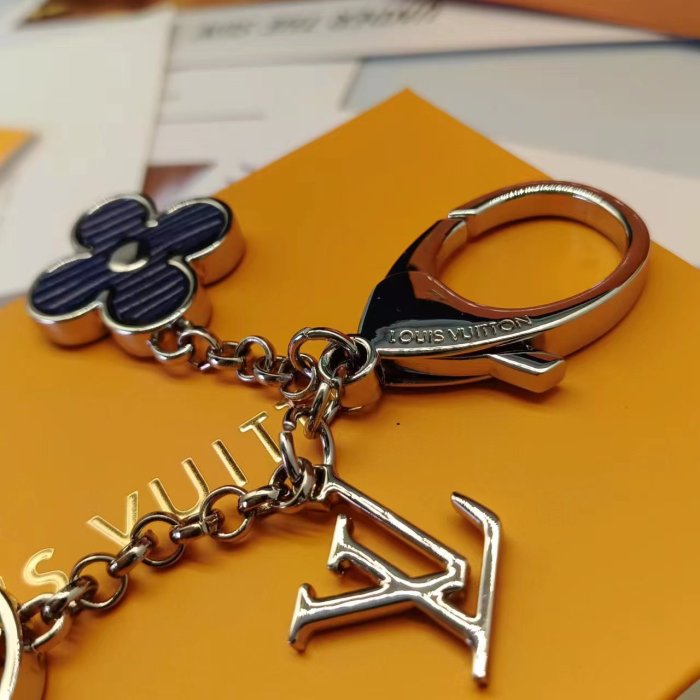 Jewelry Louis Vuitton 240