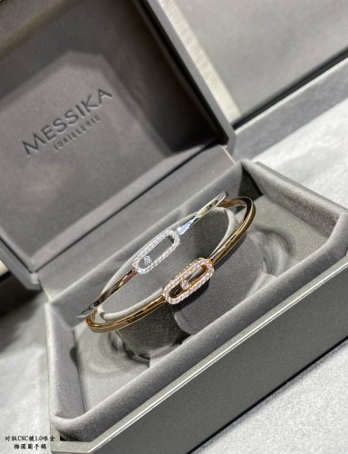 Jewelry MESSIKA 34