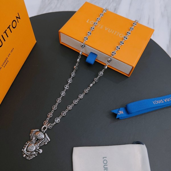 Jewelry Louis Vuitton 282