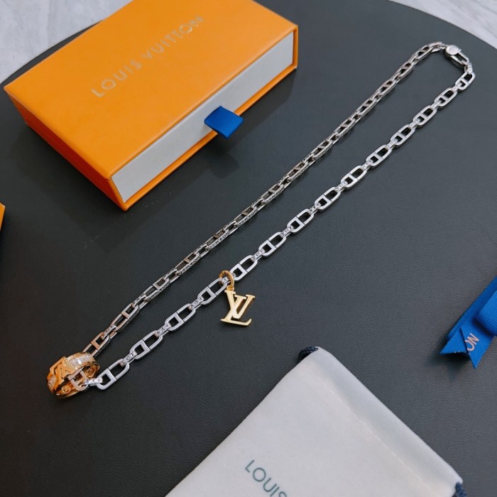 Jewelry Louis Vuitton 284
