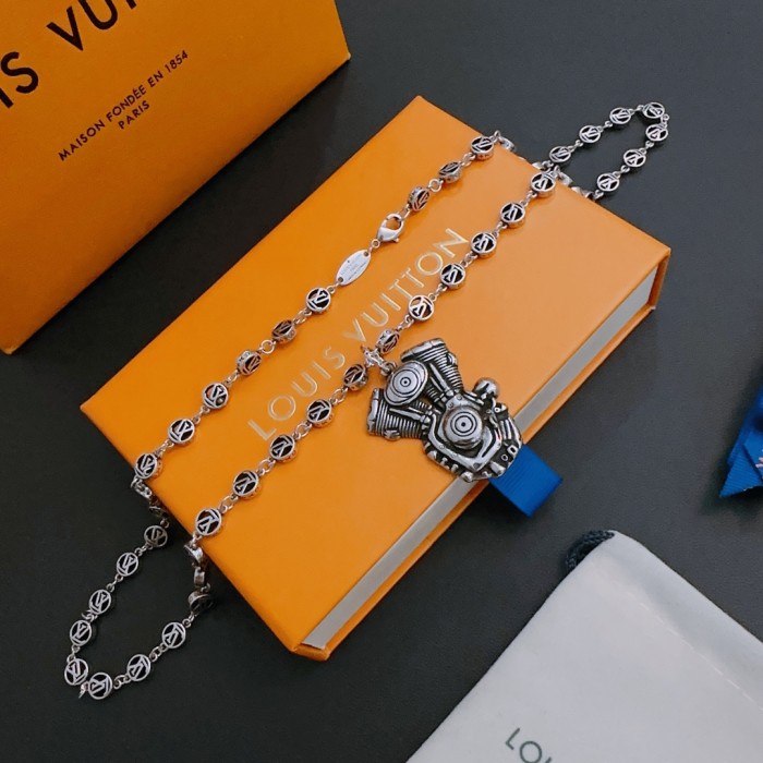 Jewelry Louis Vuitton 282