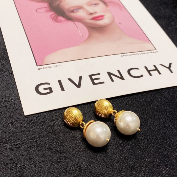 Jewelry givenchy 14