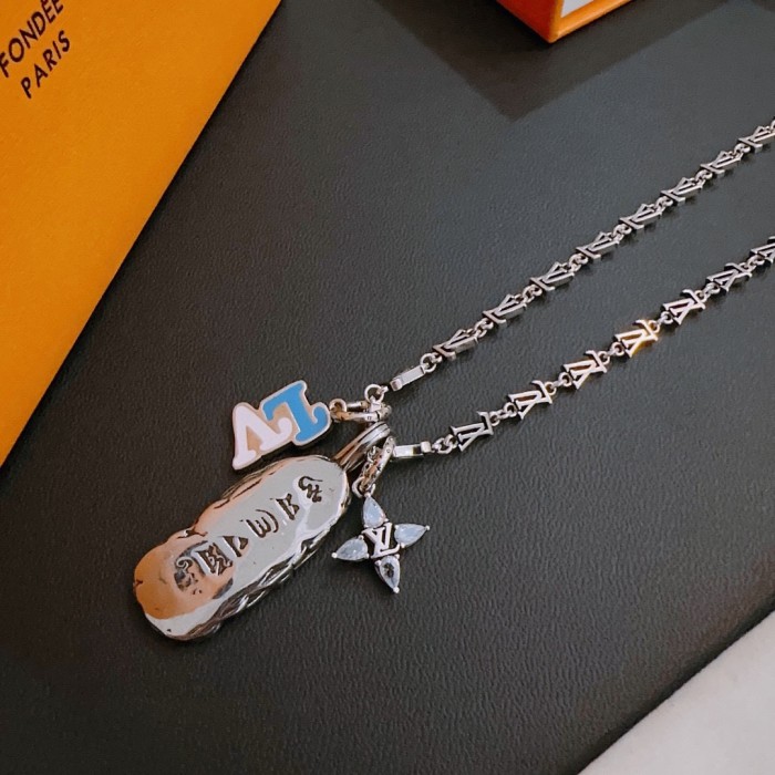 Jewelry Louis Vuitton 286