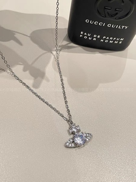 Jewelry vivienne westwood 116