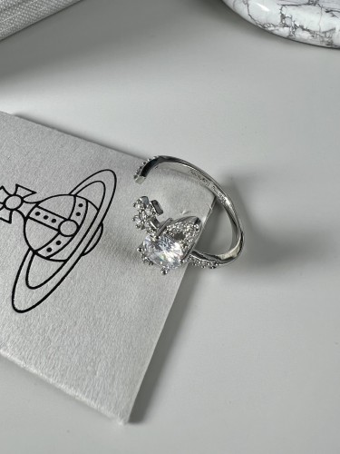 Jewelry vivienne westwood 124