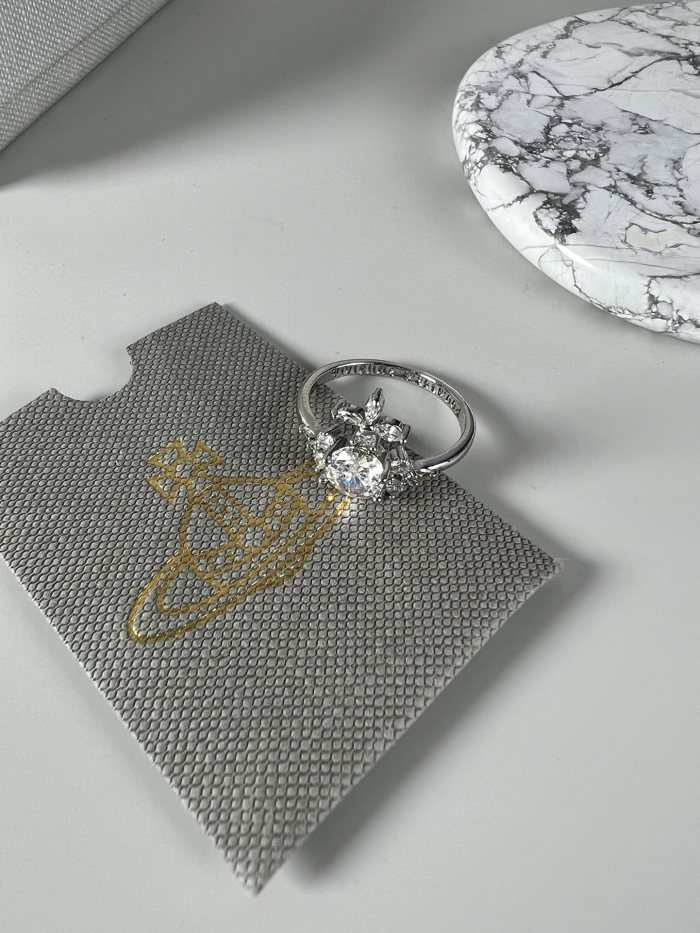 Jewelry vivienne westwood 125