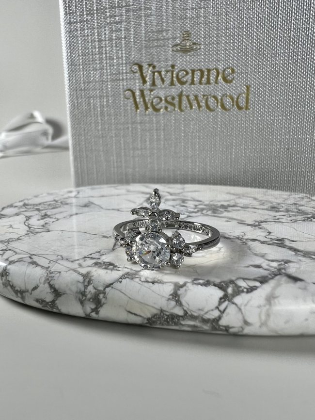 Jewelry vivienne westwood 125