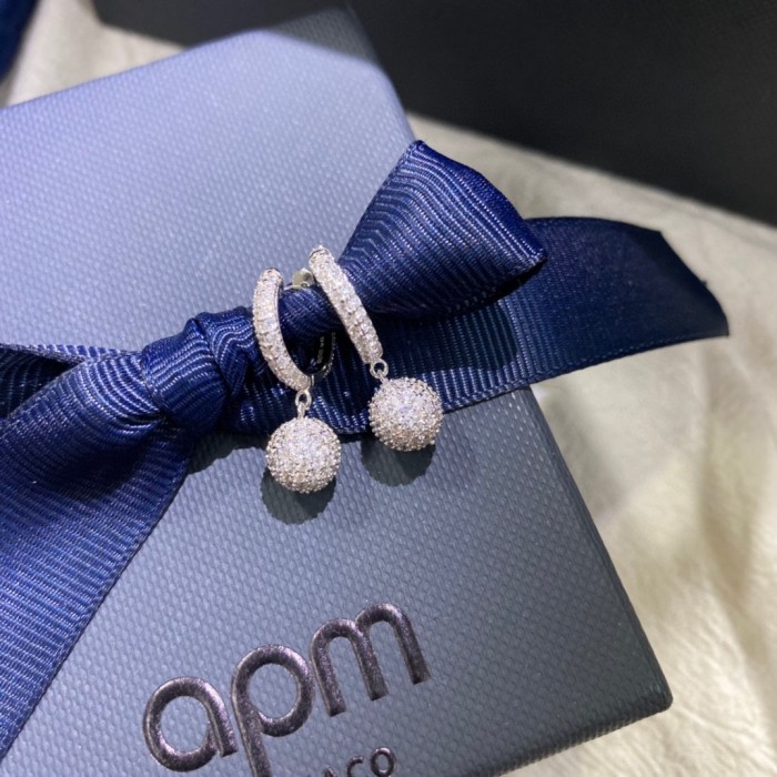 Jewelry APM 30