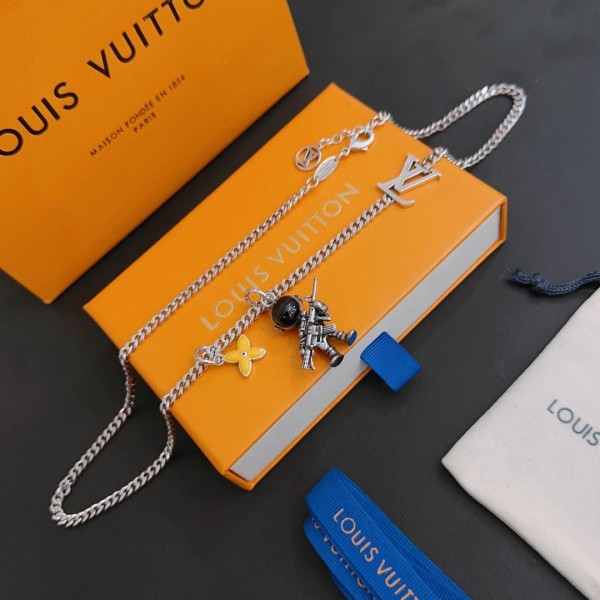 Jewelry Louis Vuitton 299