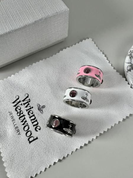 Jewelry vivienne westwood 123