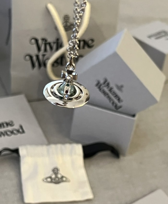 Jewelry vivienne westwood 120