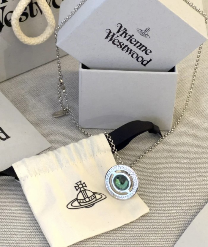 Jewelry vivienne westwood 120