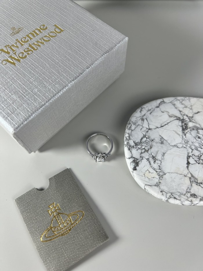 Jewelry vivienne westwood 125