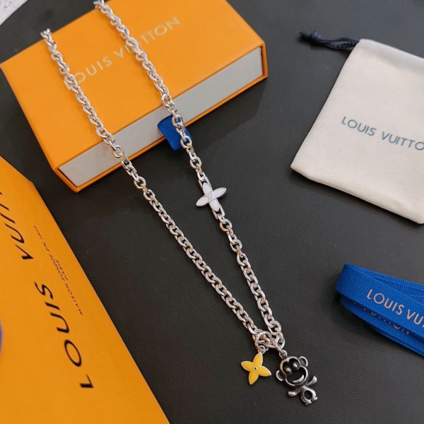 Jewelry Louis Vuitton 300