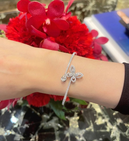 Jewelry Harry Winston 18