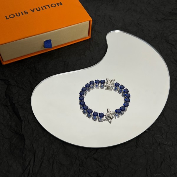 Jewelry Louis Vuitton 311