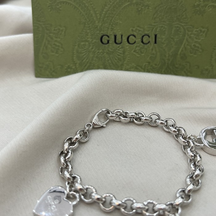 Jewelry Gucci 611