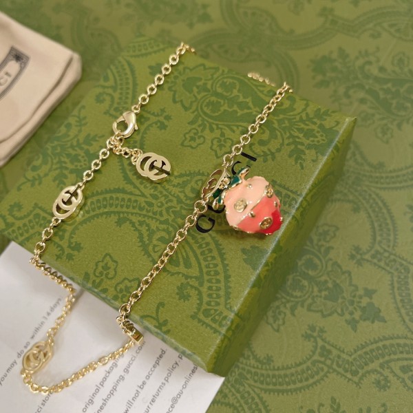 Jewelry Gucci 586