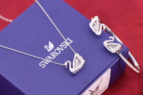 Jewelry swarovski 49