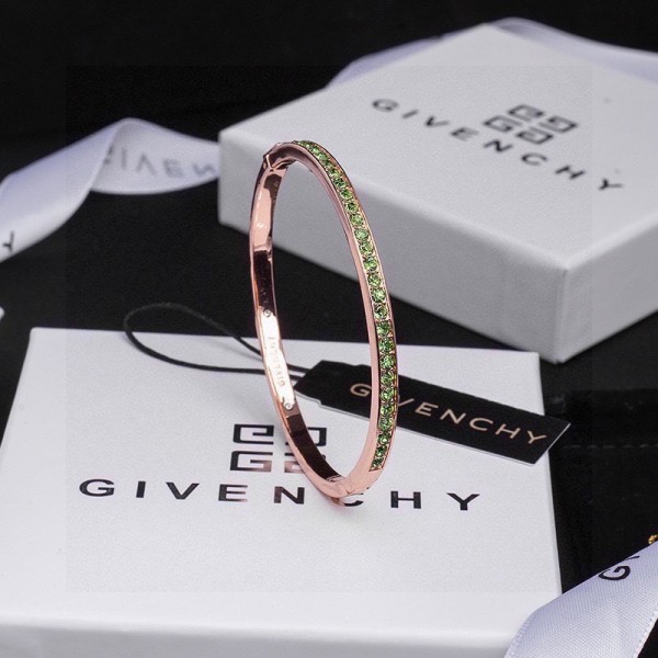 Jewelry givenchy 16