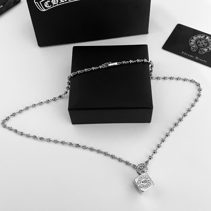 Jewelry chrome hearts 525