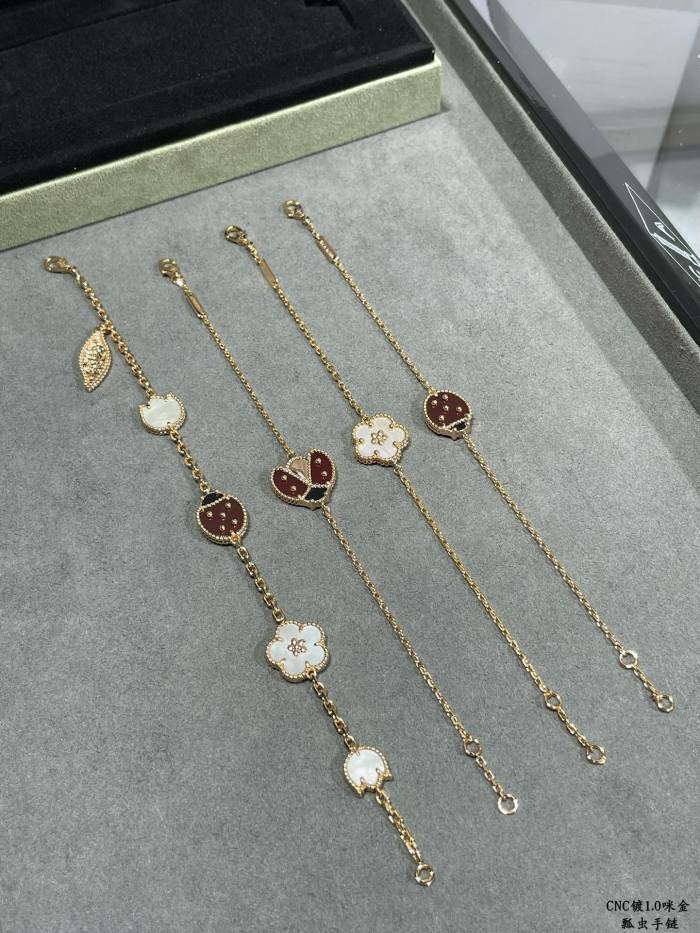 Jewelry Van Cleef x Arpels 32