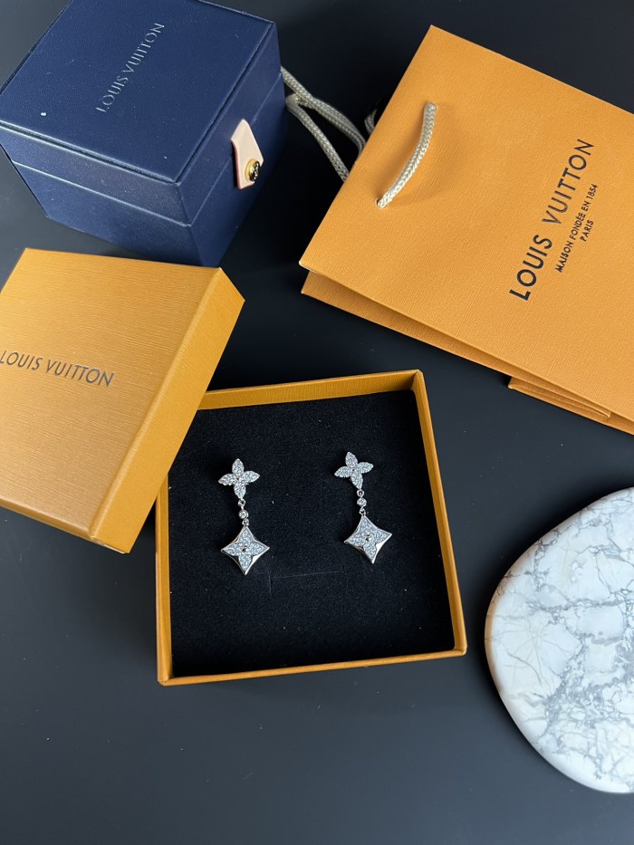 Jewelry Louis Vuitton 314