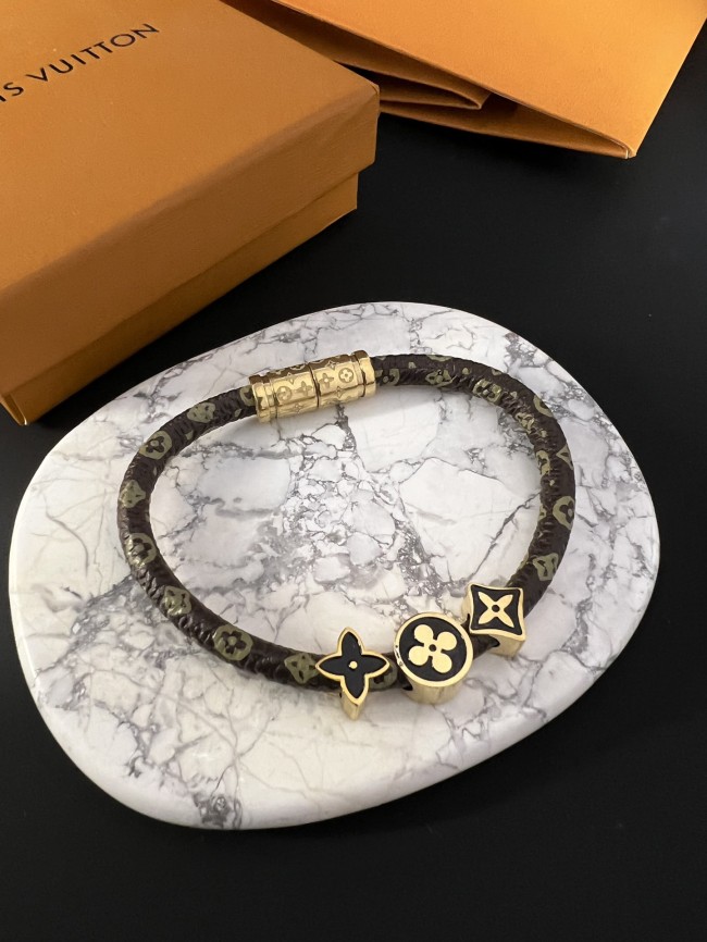 Jewelry Louis Vuitton 313