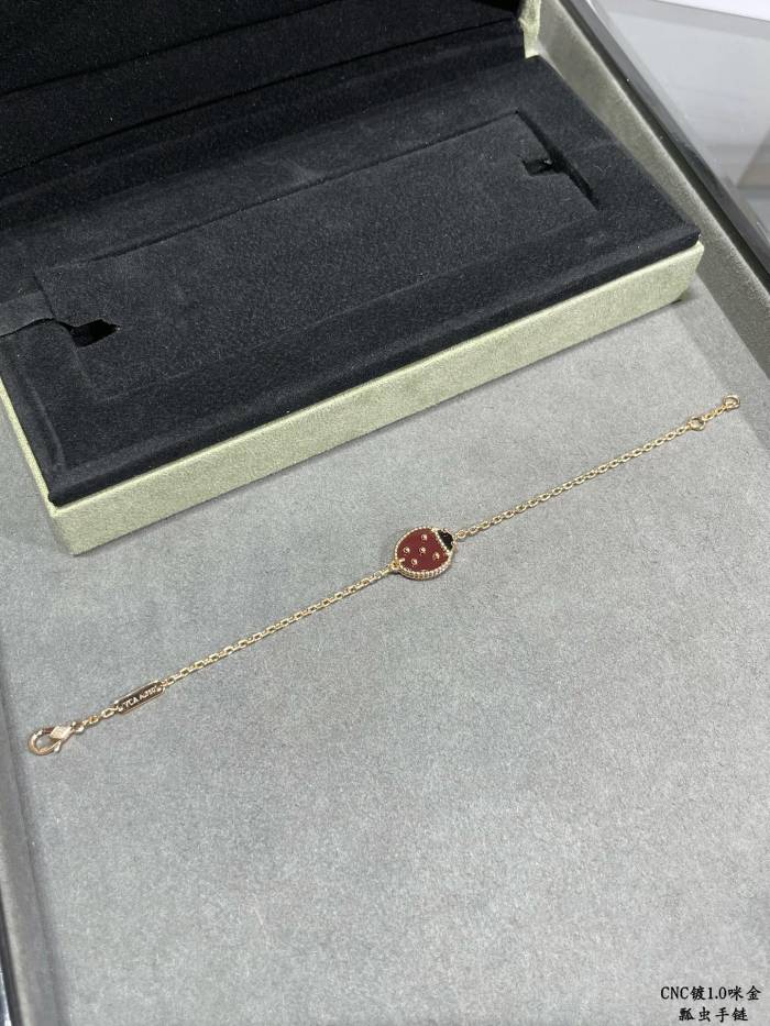 Jewelry Van Cleef x Arpels 32