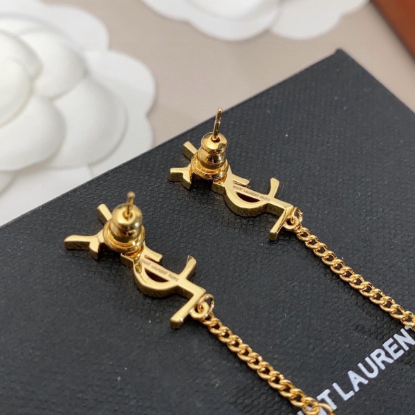 Jewelry yves saint laurent 104