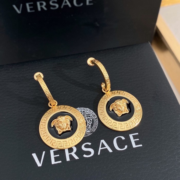 Jewelry Versace 43