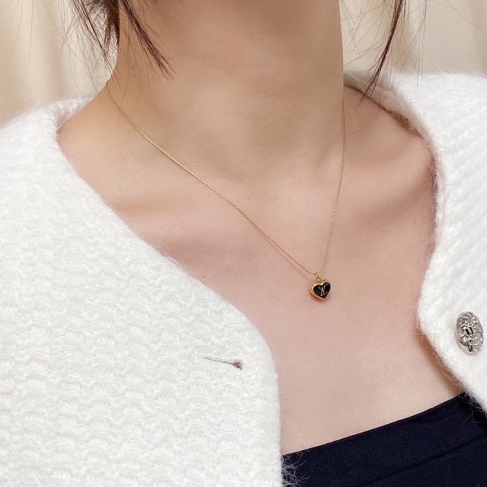 Jewelry Louis Vuitton 320