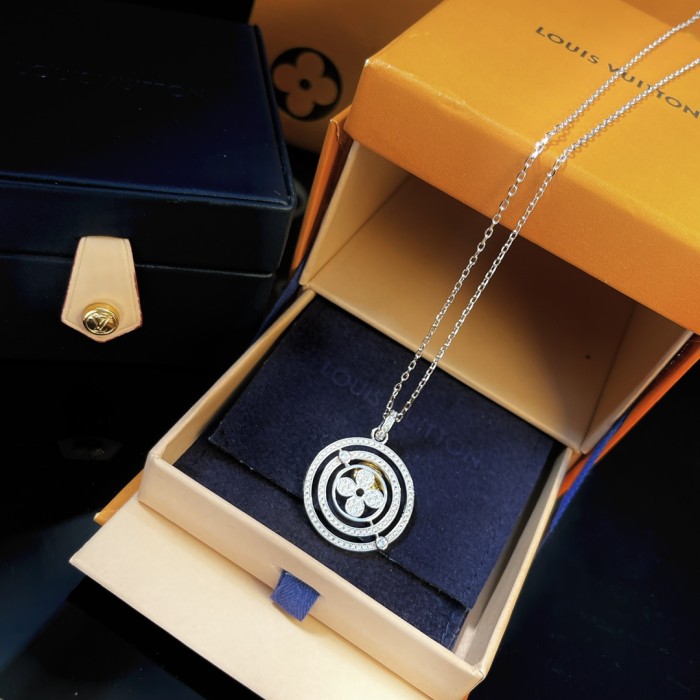 Jewelry Louis Vuitton 321