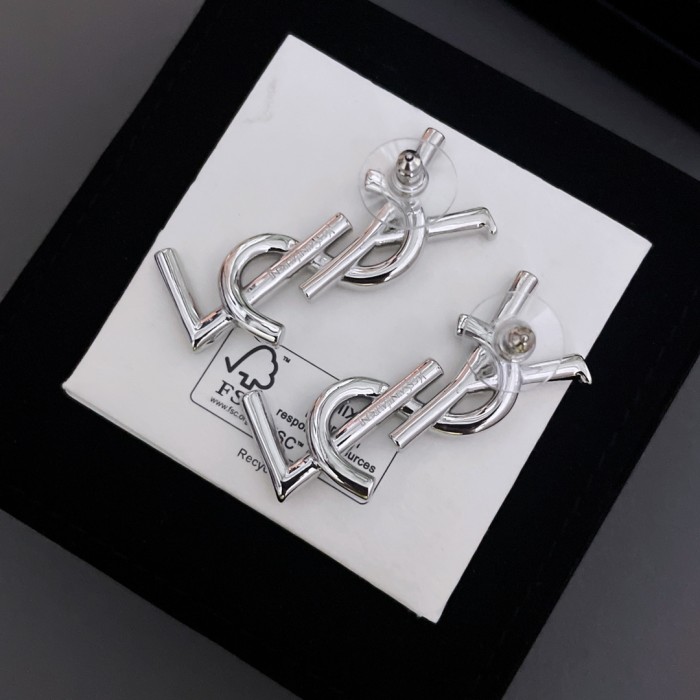 Jewelry yves saint laurent 105