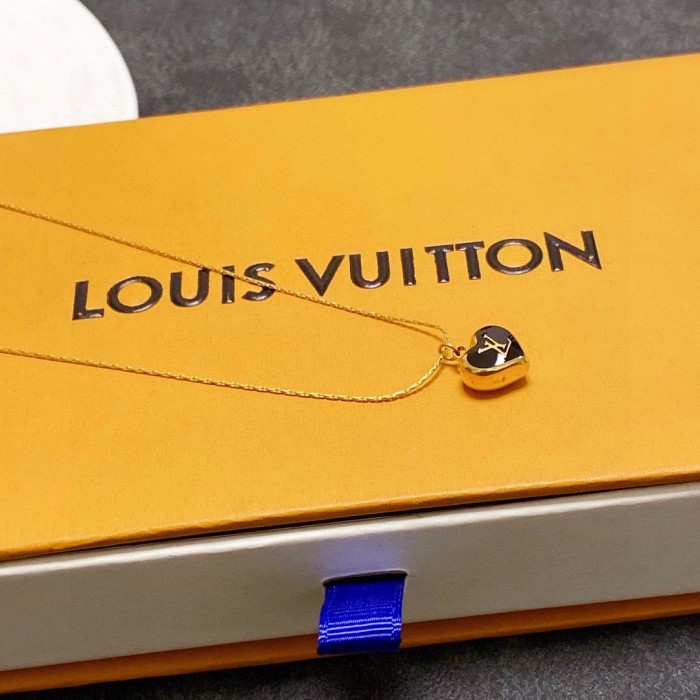 Jewelry Louis Vuitton 320