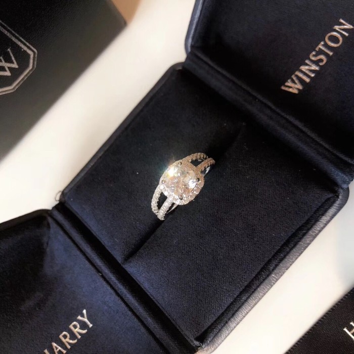 Jewelry Harry Winston 34