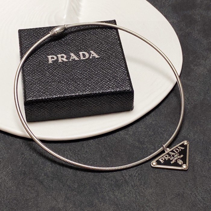 Jewelry Prada 45