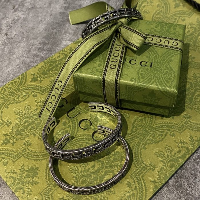 Jewelry Gucci 682