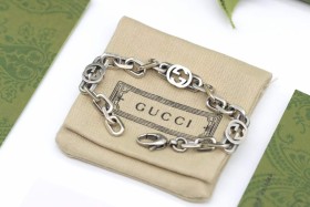 Jewelry Gucci 675