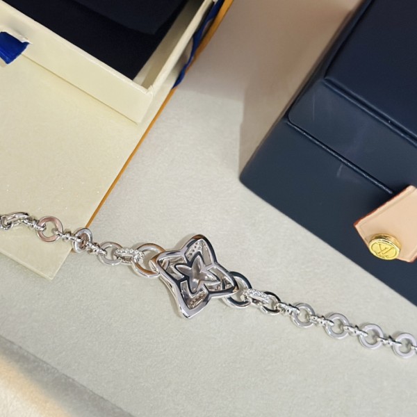 Jewelry Louis Vuitton 333