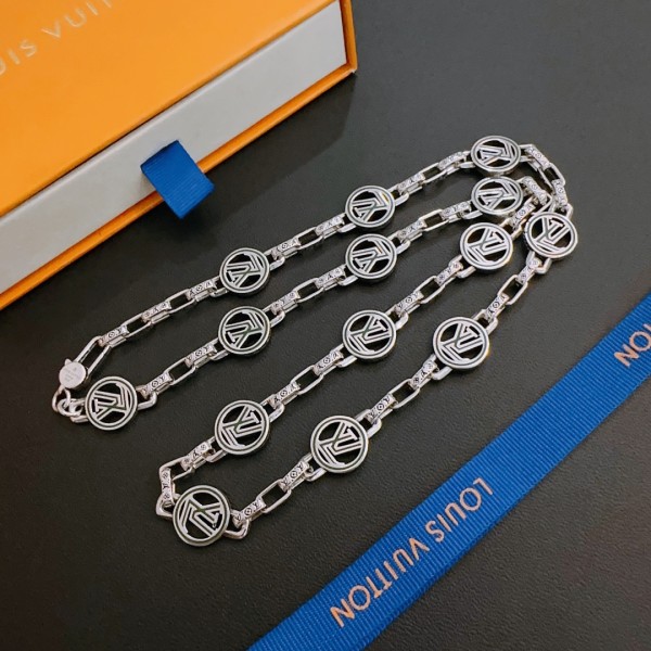 Jewelry Louis Vuitton 330