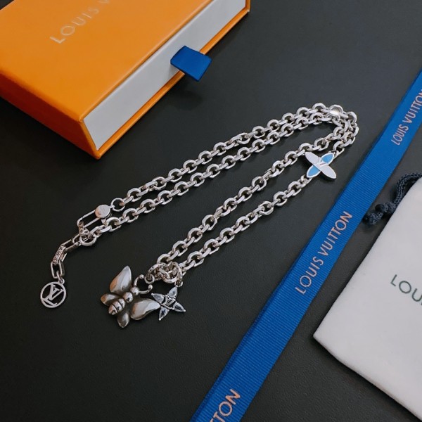 Jewelry Louis Vuitton 329