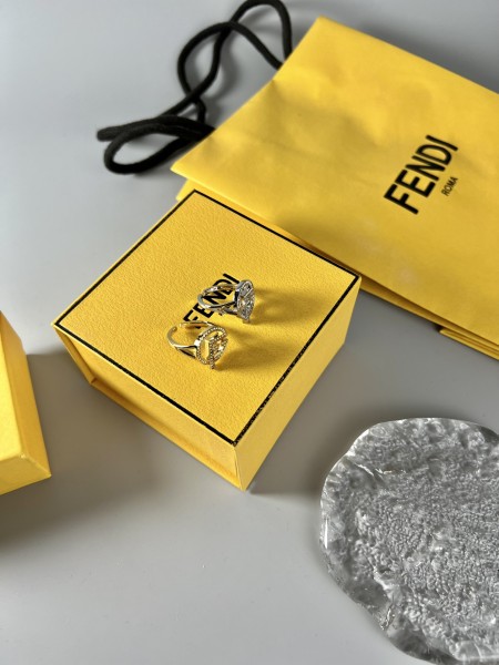 Jewelry FENDI 41