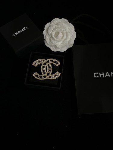 Jewelry Chanel 1610