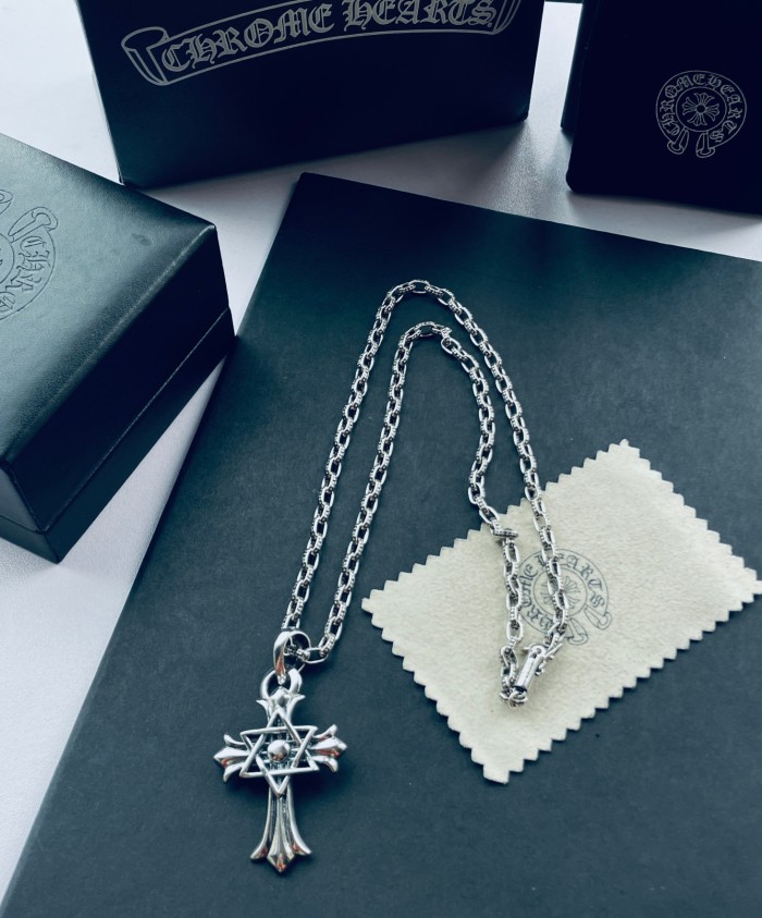 Jewelry chrome hearts 587