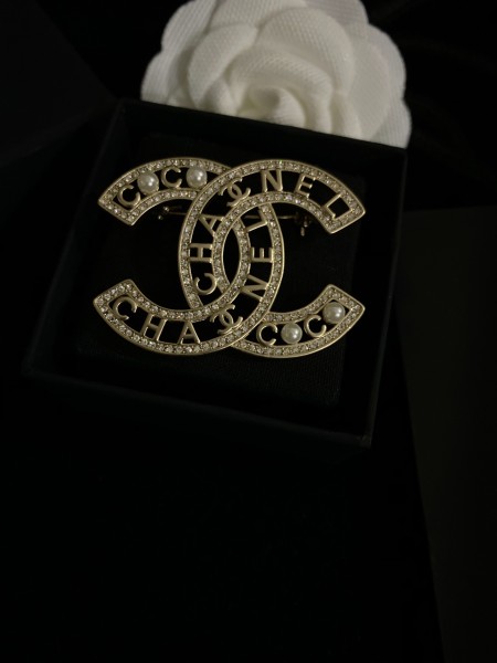 Jewelry Chanel 1610