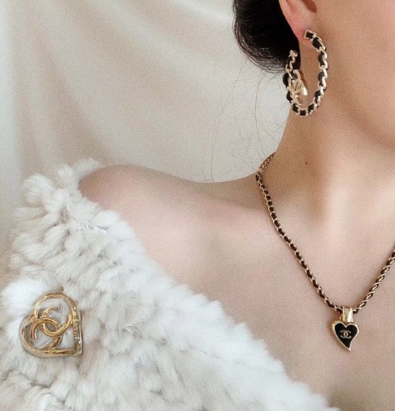 Jewelry Chanel 1607